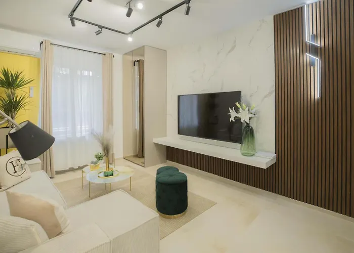 Velvet Luxury Boutique Apartment City Centre